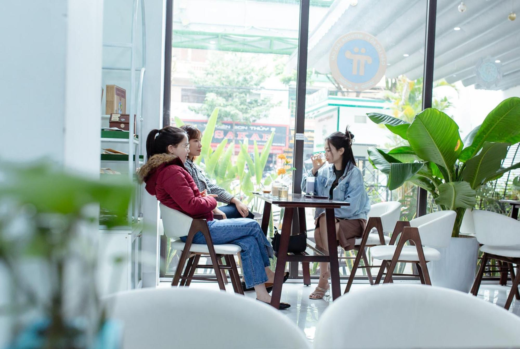 Big Hotel Lao Cai Bagian luar foto