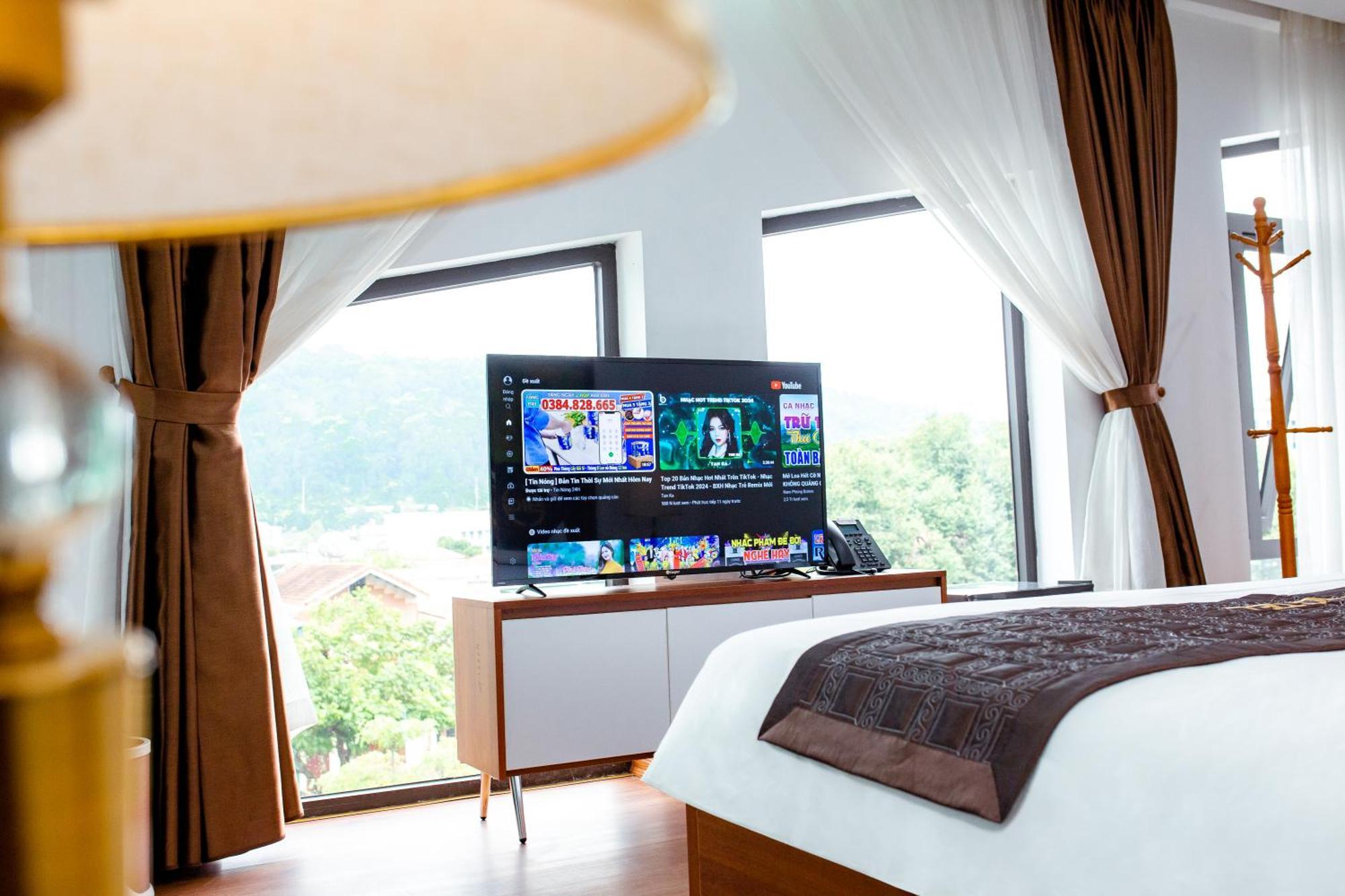 Big Hotel Lao Cai Bagian luar foto